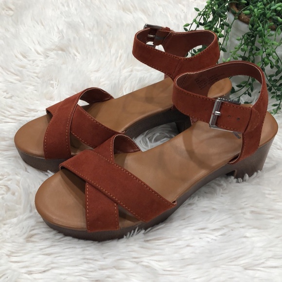 R2 sandals - Picture 2 of 8